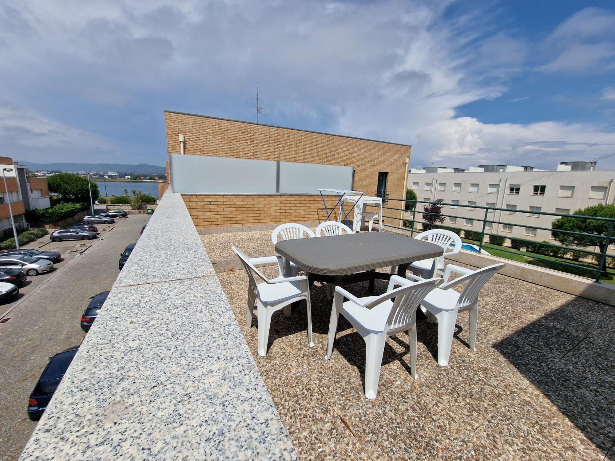 T3 Com Terraco A 500M Da Praia De Ofir Fao Exterior photo